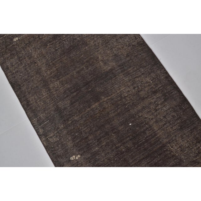 1960s Turkish Handwoven Anatolian Kilim Runner For Sale - Image 4 of 10