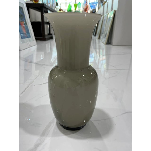 Gray Murano Glass Opalino Vase by Venini For Sale In Naples, FL - Image 6 of 8