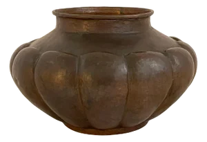 Roycroft Arts & Crafts Copper Forged Bulbous Vase, Roycroft Inn East Aurora NY