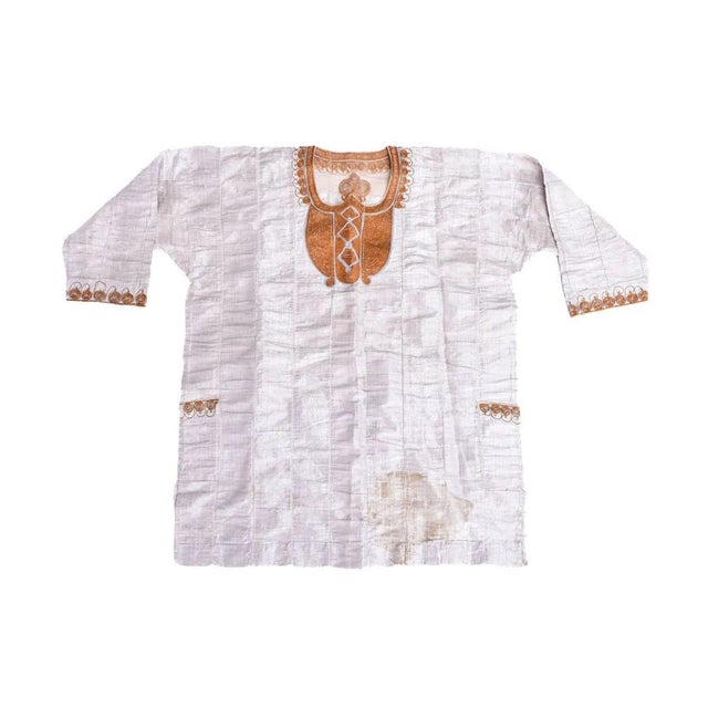 Early 20th Century Early 20th Century Hausa Embroidered Boubou Shirt White Nigeria Sidley Collection For Sale - Image 5 of 9