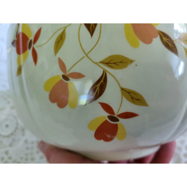 American 1930s/1940s Hall's Pottery Autumn Leaf Gold Rimmed Serving Bowl For Sale - Image 3 of 6