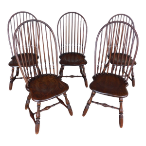 Vintage Chestnut High Hoop Back Bow Back Windsor Style Side Chairs - Set of 5