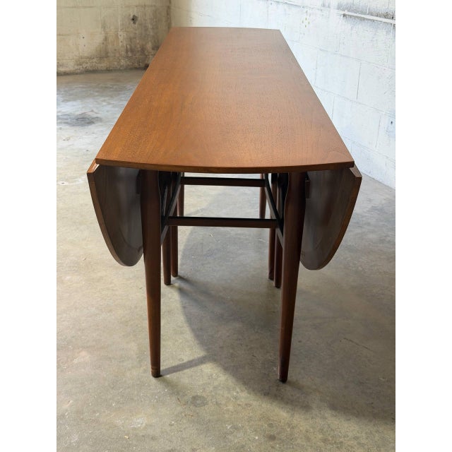 In Style of Henredon Walnut Extendable Oval Drop-Leaf Gateleg Dining Table Mid-Century Modern 1960s For Sale - Image 4 of 14