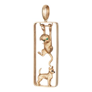 Late 20th Century Jack Slack Animal Pendant Hanging Cat Dog 14k Yellow Gold Fine Estate Jewelry For Sale