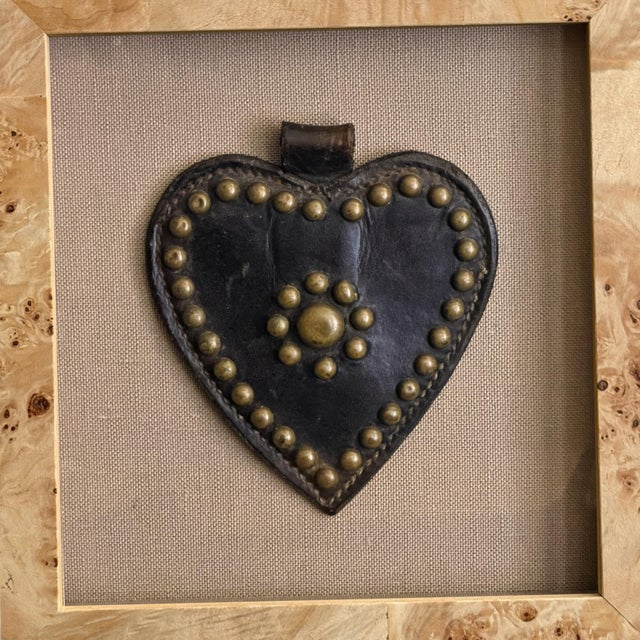 Late 19th Century Framed 19th Century American Horse Harness Heart For Sale - Image 5 of 10