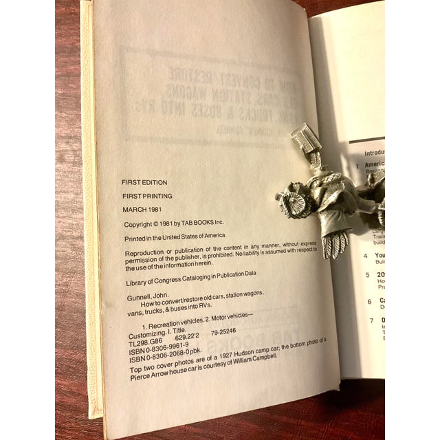 1980s 1980s How to Convert/Restore Old Cars, Trucks & Buses Into RVS - First Edition Book For Sale - Image 5 of 9