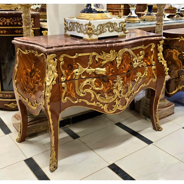 French Grand French Louis XV Bombe Commode With Marble Top, Floral Marquetry & Gilt Bronze Ormolu For Sale - Image 3 of 3