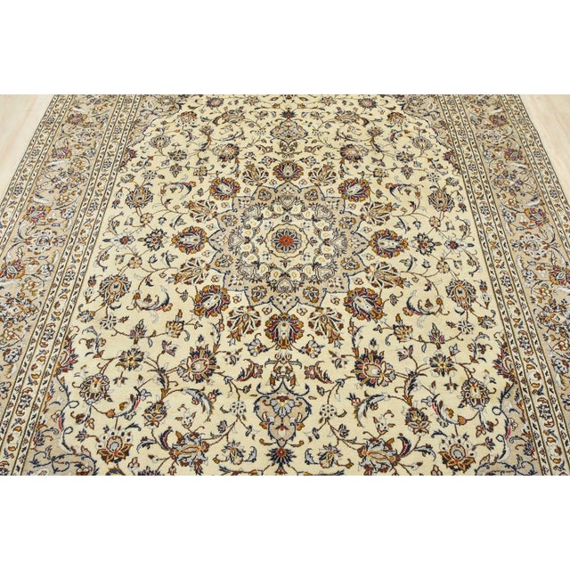 Vintage Kashan Ivory Wool Hand-Knotted Area Rug - 8′ X 11’1” For Sale In Philadelphia - Image 6 of 15