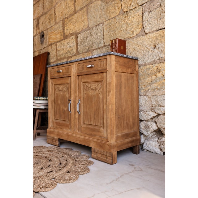 Antique Art Deco Low Sideboard in Oak and Gray Marble This Art Deco low sideboard captivates with its balanced...