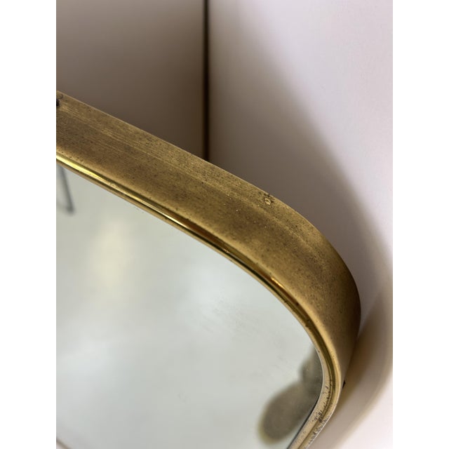 Metal Vintage Brass-Edged Mirror in the style of Giò Ponti, 1950s For Sale - Image 7 of 11