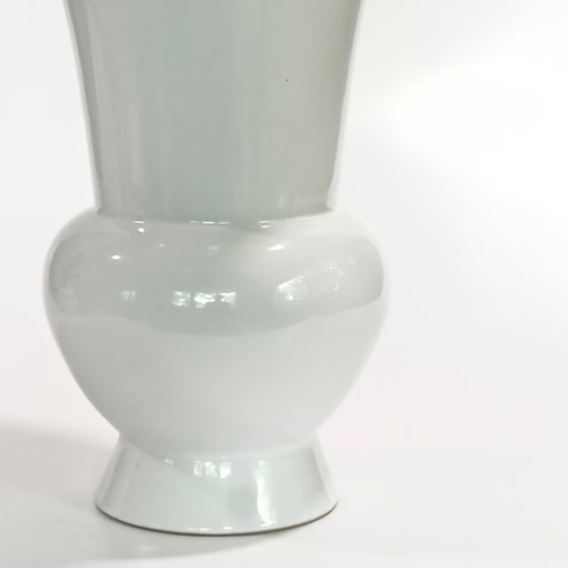 The Ultimate Classic Oversized White Ceramic Urn For Sale In Miami - Image 6 of 7
