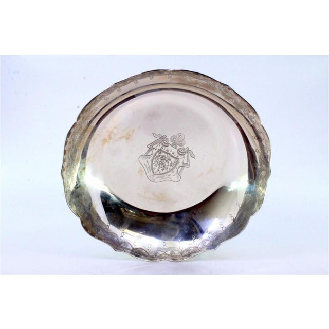 Silver Plate with Scalloped Rim, Engraved Garlands and East India Company Symbol, in Very Good conditions. Designed 1980...