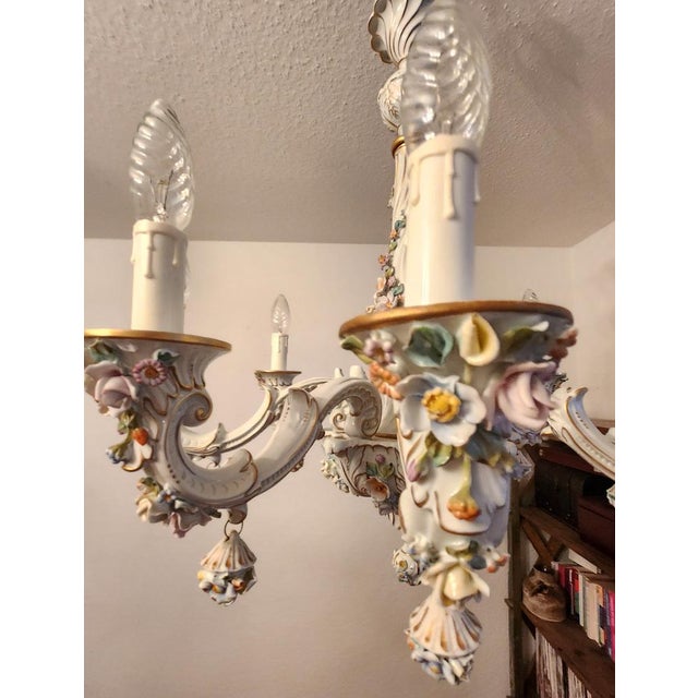 Hand-Shaped Chandelier in Porcelain from Capodimonte, 1960s For Sale - Image 14 of 18