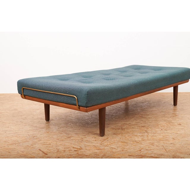 Wood Vintage Daybed with Teak Frame by Hans J. Wegner for Getama, 1956 For Sale - Image 7 of 10