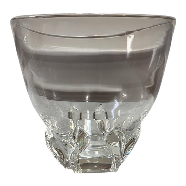 Mid-Century Steuben Crystal "Deep Flower" Centerpiece Bowl by Donald Pollard For Sale