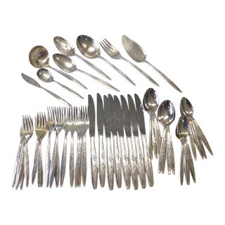 Mid Century Modern 48 Piece Oneida Community Enchantment Gentle Rose Silverplate Flatware Set 1960 For Sale