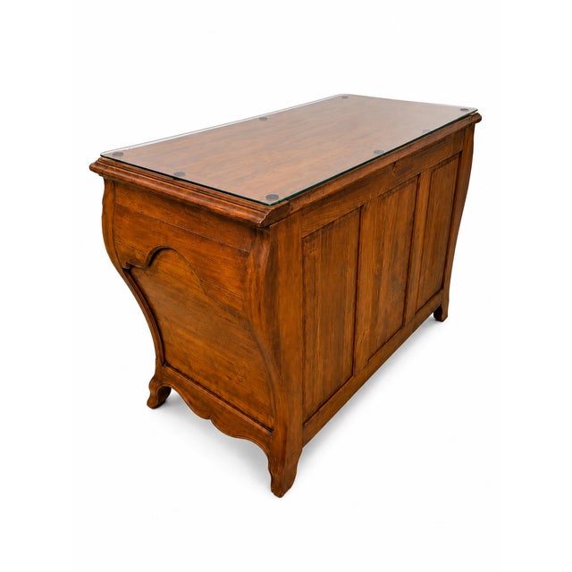 18th Century Louis XV Bordeaux Commode in Mahogany and Bronze, 1920s For Sale - Image 9 of 10