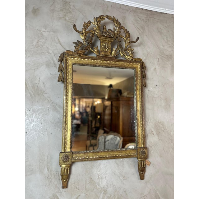 Louis XVI Mirror in Carved and Gilded Wood For Sale - Image 5 of 12