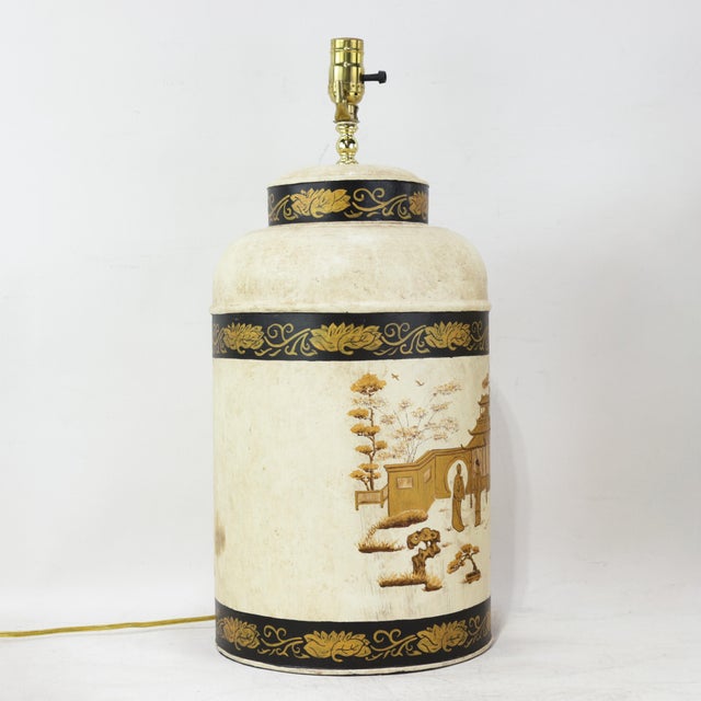 Beige A Pair English Export Hexagonal Tea Caddy Hand-Painted Chinoiserie Landscape Table Lamp For Sale - Image 8 of 11