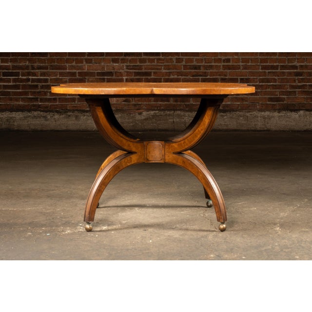 1930s Vintage Neoclassical Quatrefoil Parlor Table For Sale - Image 4 of 12