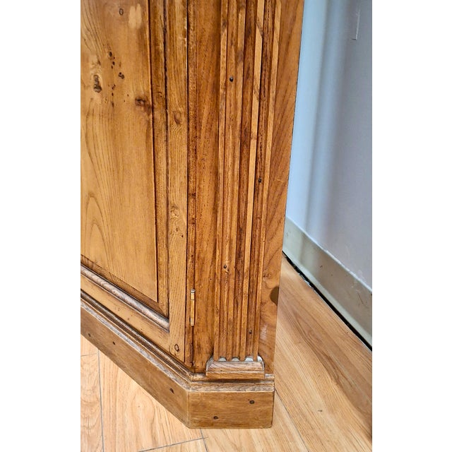 American Traditional Corner Cabinet With Architectural Detailing For Sale In San Francisco - Image 6 of 14