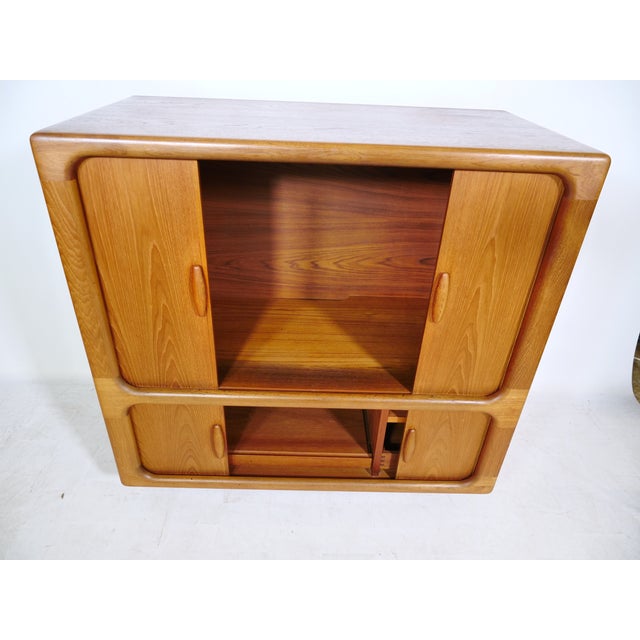 Mid-Century Teak Highboard with Sliding Doors from Dyrlund, 1960s For Sale - Image 11 of 17