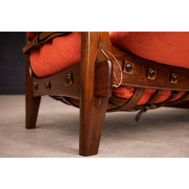 “Moleca” Lounge Chair with Ottoman in Rosewood & Fabric, Sergio Rodrigues, Brazil, 1963- Lot 214-346A For Sale - Image 9 of 17