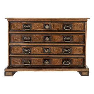 Antique Italian Walnut Chest of Drawers, 1700s For Sale