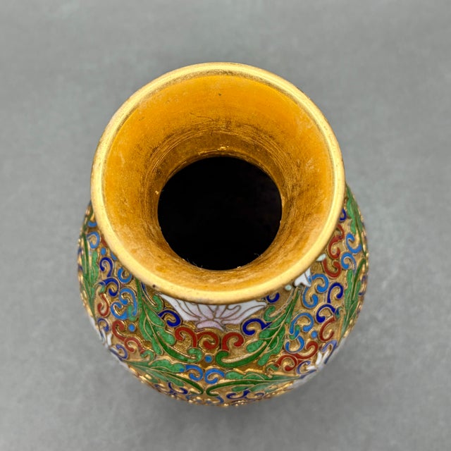 Vintage Chinese Cloisonné Enamel Floral Lotus Vase For Sale In New York - Image 6 of 9