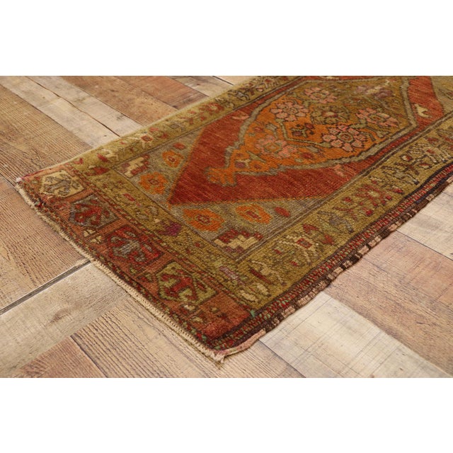 Vintage Turkish Yastik Rug - 01'08 X 03'04 For Sale In Dallas - Image 6 of 8