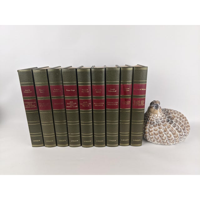 Visually striking nine-volume collection of German-language literary classics published by Lingen, beautifully coordinated...