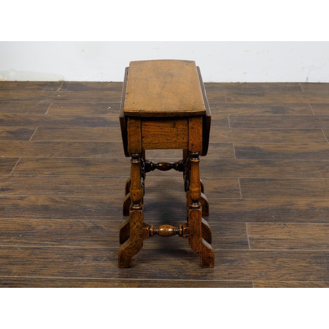 19th-Century English Oak Gateleg Table with Drop Leaves and Turned Legs For Sale - Image 11 of 12