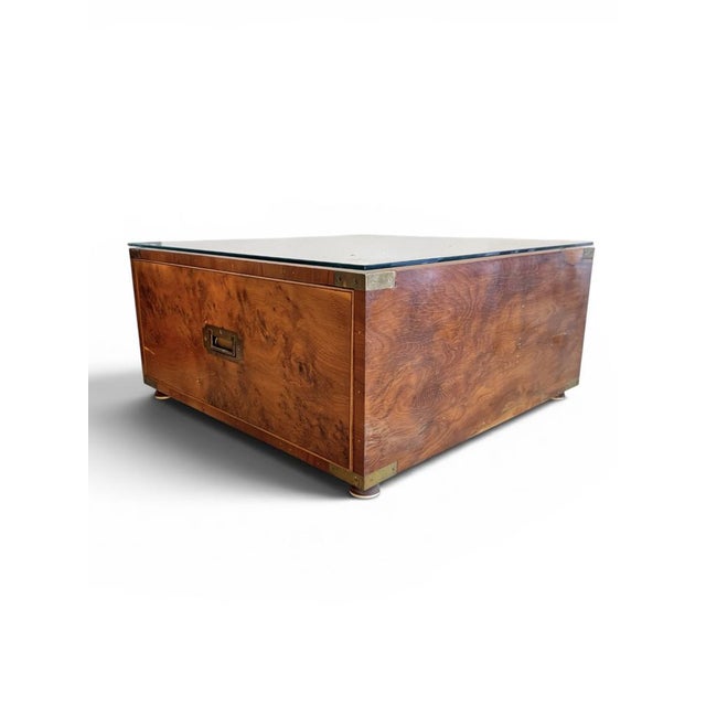 Mid-Century Modern Burr Maple Campaign Drawers with Brass Motifs, 1970, Set of 2 For Sale - Image 3 of 18