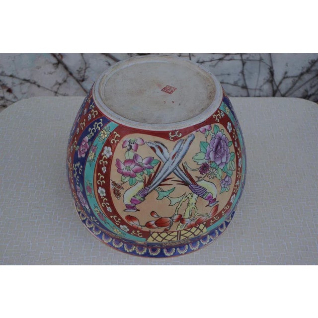 Hand Painted Chinese Vase with Zecchino Gold Decorations, 1950s For Sale - Image 6 of 10
