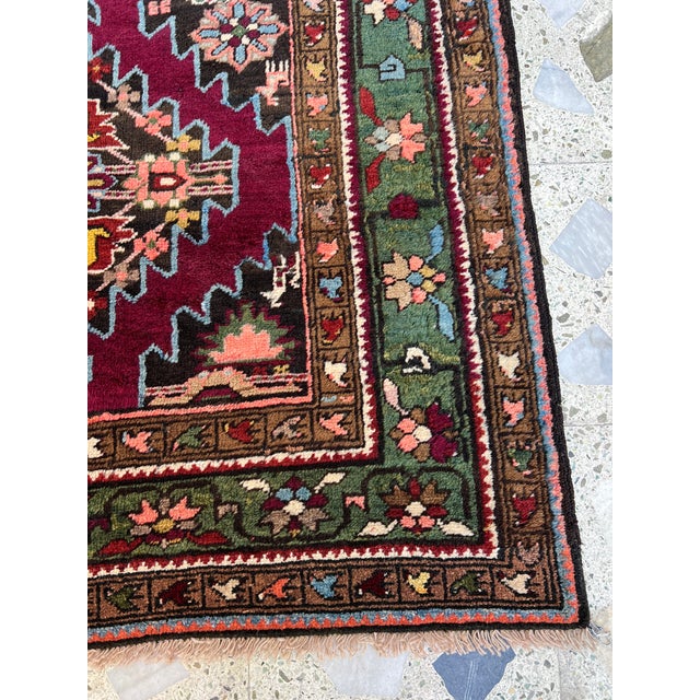 1970s 1970s Wine Persian Hamadan Hand-Knotted Wool Rug - 3'5" X 5'3" For Sale - Image 5 of 9