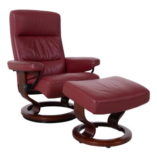 Set of Red Leather Atlantic Recliner and Footstool from Stressless For Sale