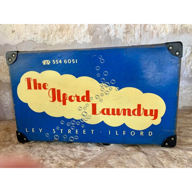 Early 20th Century Vintage English Laundry Mailing Box For Sale - Image 9 of 11