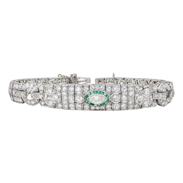 Early 20th Century Art Deco Platinum Bracelet With Diamonds and Emeralds For Sale
