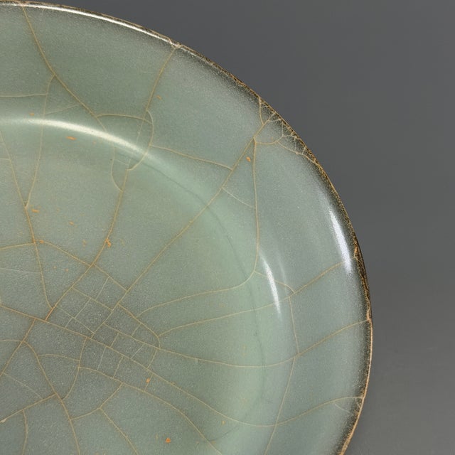 Chinese Antique Chinese Guan‑Style Crackle Glaze Brush Washer For Sale - Image 3 of 7
