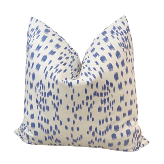 This iconic animal print fabric is both fun and striking! Printed on a decorator weight cotton fabric with the same fabric...