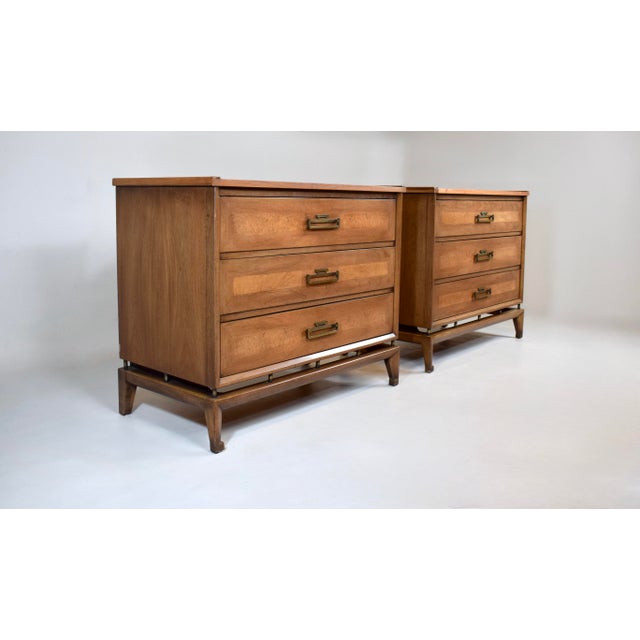 White Furniture 1960's Walnut Banded Commodes Chests of Drawers, Pair For Sale - Image 4 of 12