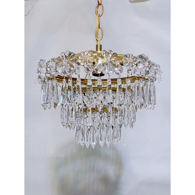 Infuse your home with a captivating layer of whimsical romance and mid-century elegance with this exceptional vintage...
