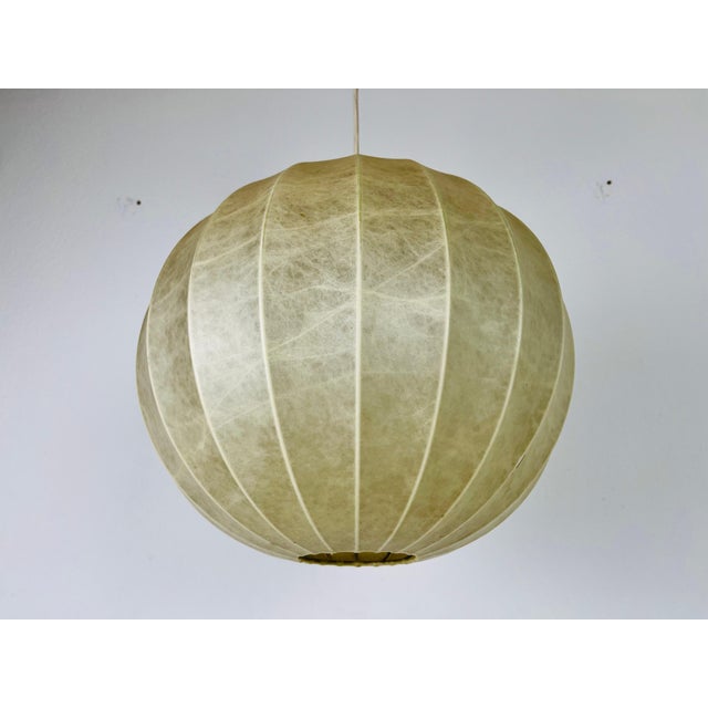 Mid-Century Modern Mid-Century Round Cocoon Pendant Lamp, 1960s, Italy For Sale - Image 3 of 10