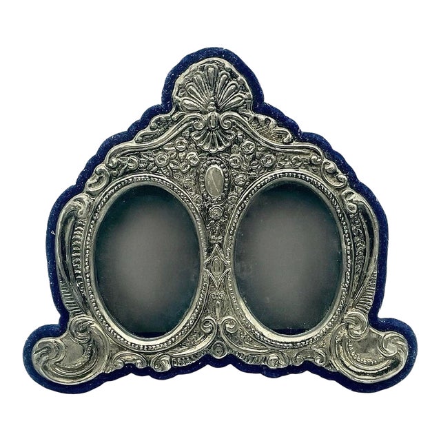 Antique Ts LTD Silver Double Oval Easle Photo Frame Front Stamps Lion Passant For Sale