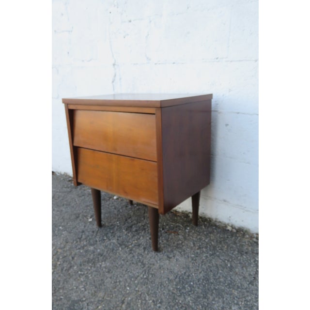 Mid-Century Modern Mid Century Modern Inlay Nightstand Side End Bedside Table 6265 For Sale - Image 3 of 12