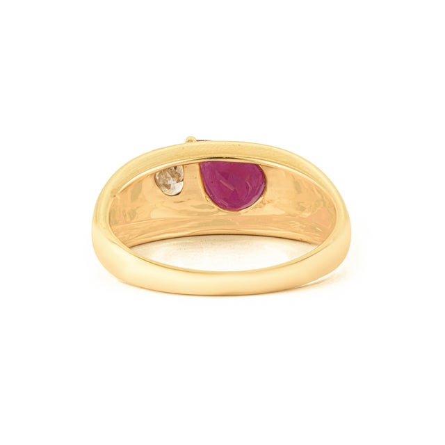 Bombe Style 1.20ct Ruby and Diamond Toi Et Moi 14k Gold Ring Size 5 For Sale - Image 10 of 17