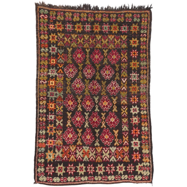 Vintage Beni MGuild Moroccan Rug - 06'00 X 09'00 For Sale - Image 10 of 10