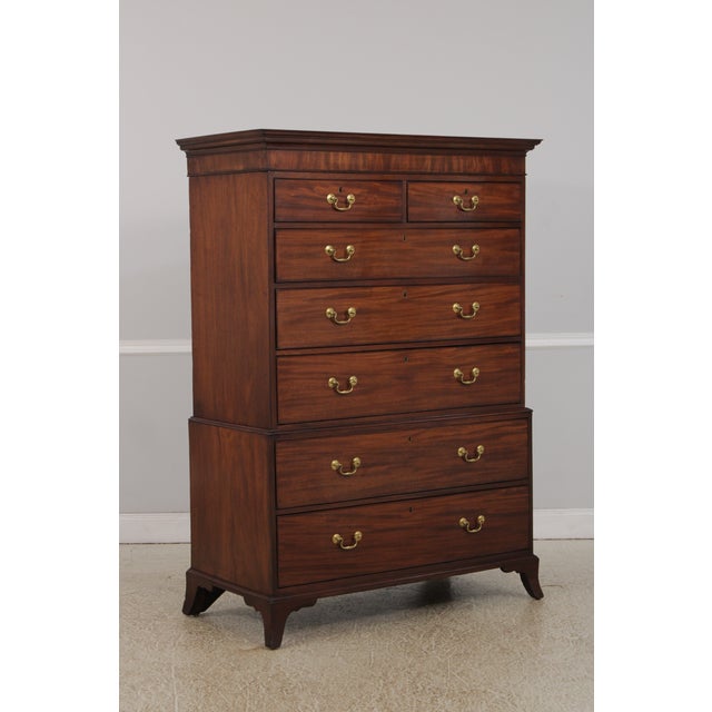 Chippendale Antique 19th Century Chippendale Style Mahogany Chest on Chest For Sale - Image 3 of 12