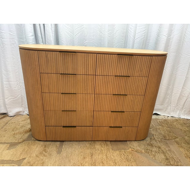 Contemporary Rh Byron 10-Drawer Dresser - Light Oak For Sale - Image 3 of 18