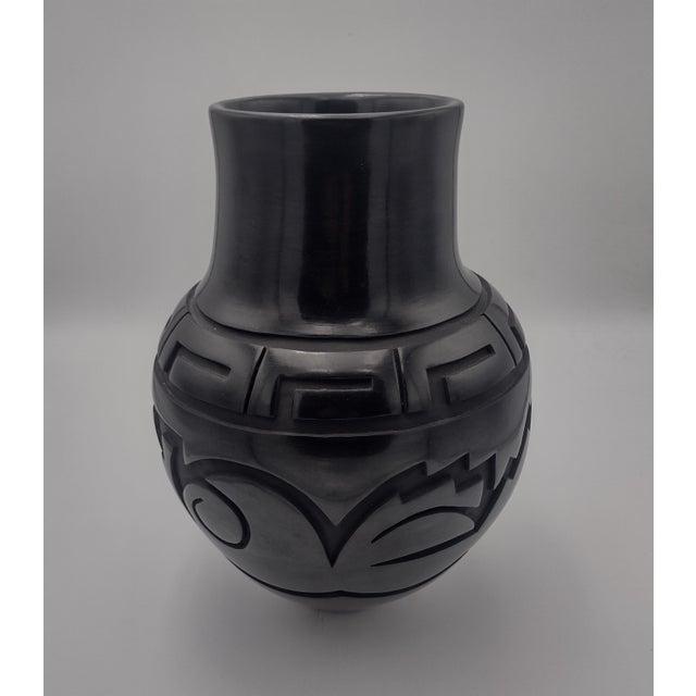 Signed Sherry Tafoya Santa Clara Pueblo Monumental Carved Blackware Avanyu Vase For Sale - Image 4 of 8